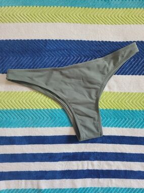 💗5/$25💗Women's Olive Green Bikini Bottom